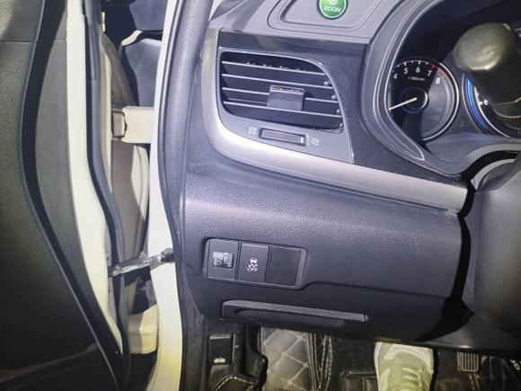 [深圳·粤B] 二手本田凌派2015款 1.8L 自动豪华版