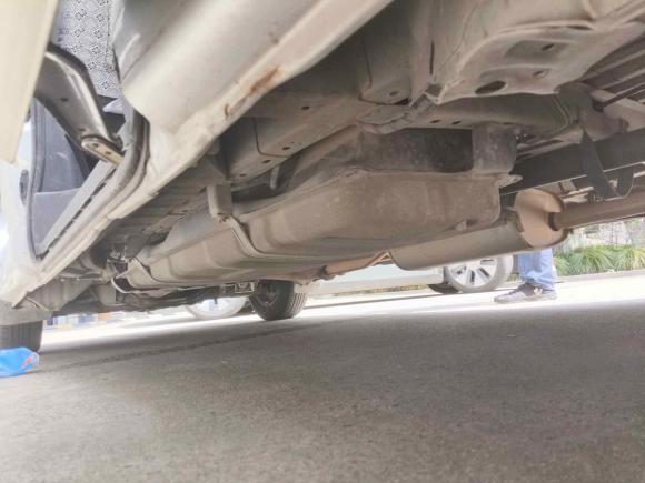 [上海·沪A] 二手金杯阁瑞斯2013款 2.0L智领标准型9座 全运纪念版国四9座