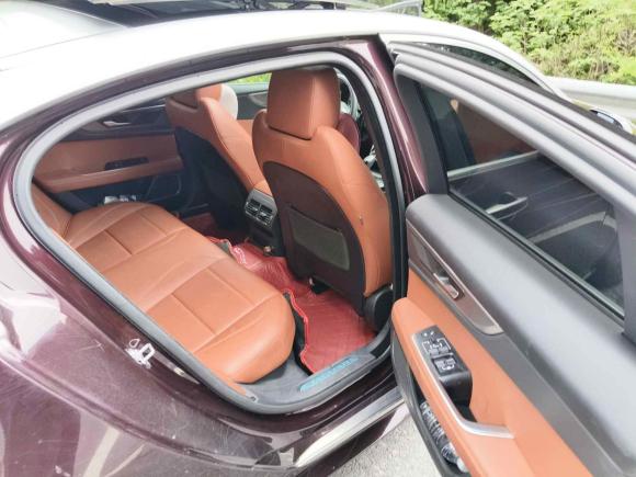 [南通·苏F] 二手捷豹捷豹XEL2020款 2.0T 200PS R-DYNAMIC S进取运动版