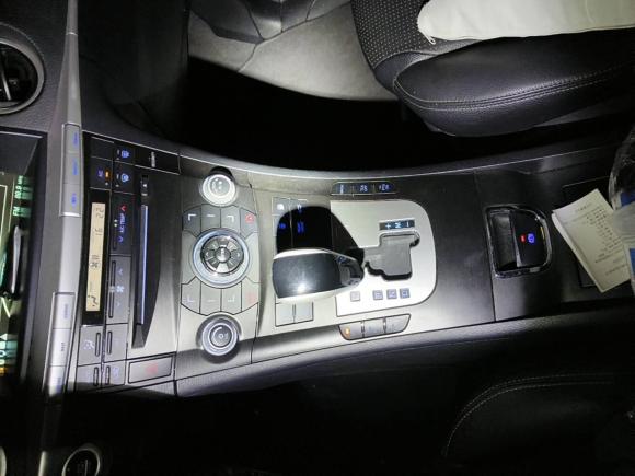 [上海·闽H] 二手纳智捷大7 SUV2013款 锋芒限量版 2.2T 四驱智尊型