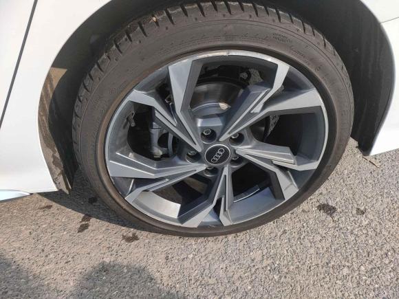 [南京·苏A] 二手奥迪奥迪A32022款 A3L Limousine 35 TFSI 豪华运动型