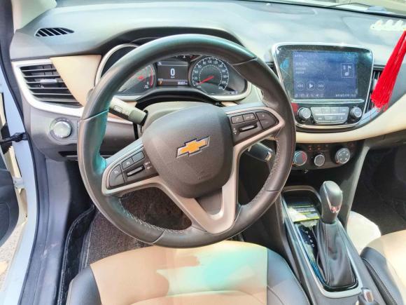 [成都·川A] 二手雪佛兰科鲁泽2022款 320 自动悦享版