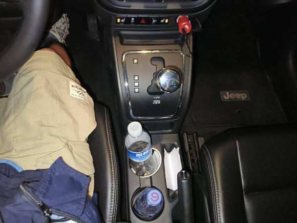 [上海·苏M] 二手Jeep指南者2013款 2.0L 两驱豪华版