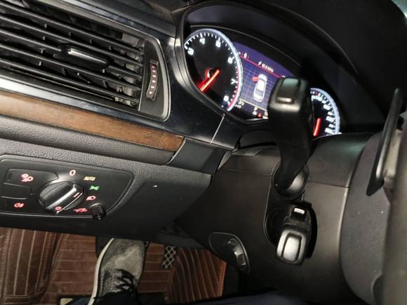 [济南·鲁A] 二手奥迪奥迪A6L2012款 50 TFSI quattro 豪华型