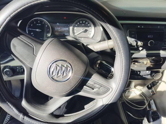 [苏州·苏E] 二手别克英朗2015款 15N 手动精英型