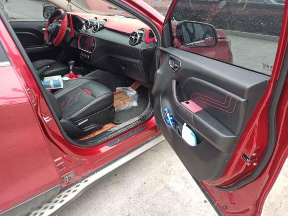 [无锡·贵G] 二手东南东南DX32018款 1.5L 手动尊贵型