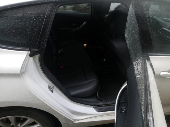 [佛山·粤X] 二手宝马宝马3系GT2016款 320i 时尚型