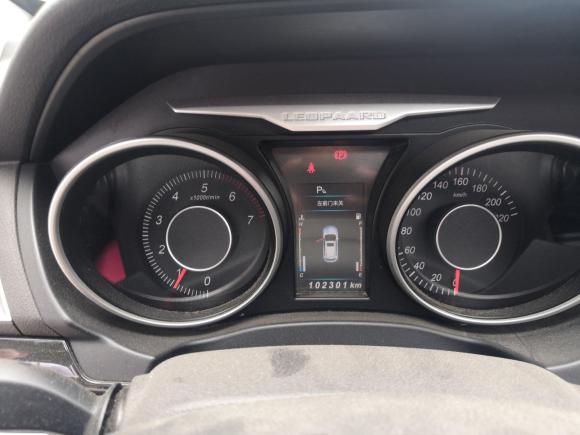 [成都·川A] 二手猎豹汽车猎豹CS102015款 2.0T 手动卓越型