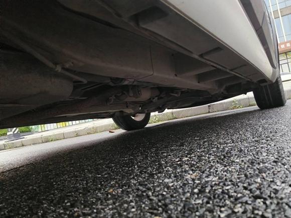 [广州·湘D] 二手SWM斯威汽车SWM斯威X72016款 1.5T 手动豪华型 7座