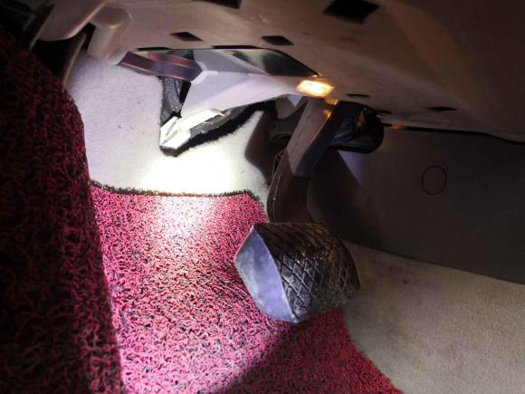 [上海·沪G] 二手奥迪奥迪A6L2010款 2.0 TFSI 自动标准型