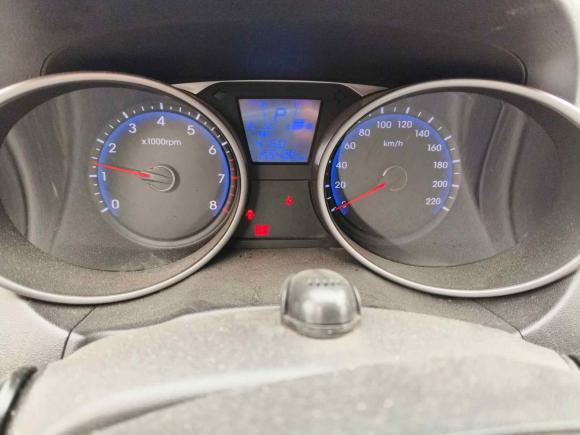 [义乌·浙G] 二手现代北京现代ix352010款 2.0L 自动两驱精英版GLS