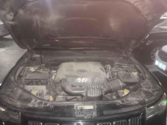 [温州·浙C] 二手Jeep大切诺基2014款 3.6L 精英导航版