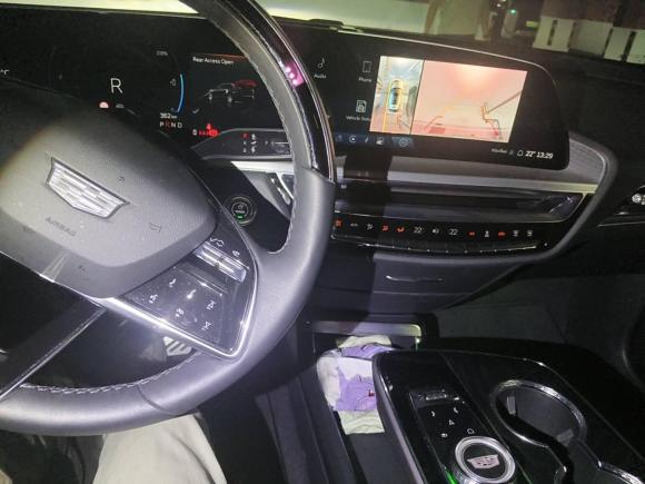 [上海·沪A] 二手凯迪拉克IQ锐歌2022款 后驱长续航豪华版