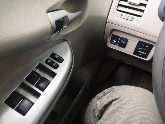 [上海·沪C] 二手丰田卡罗拉2011款 1.8L CVT GL-i