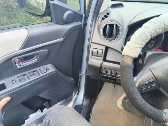 [上海·沪A] 二手马自达马自达52011款 2.0L 自动舒适型