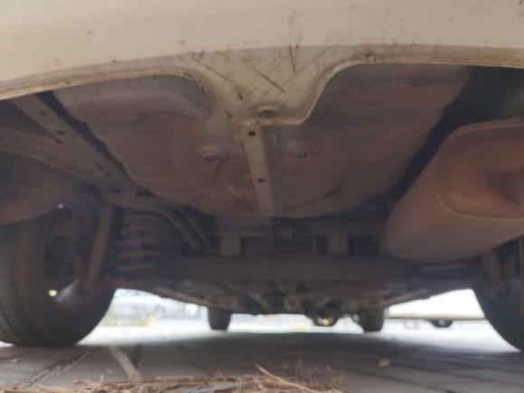 [深圳·粤B] 二手长安凯程长安欧尚A6002016款 1.5L 手动豪华型7座