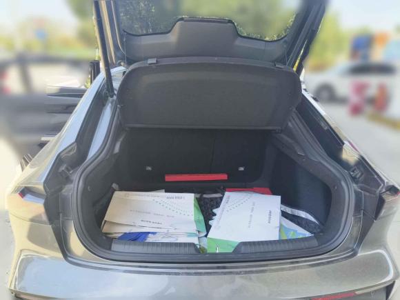 [武汉·鄂A] 二手长安长安UNI-V2023款 1.5T 尊贵型