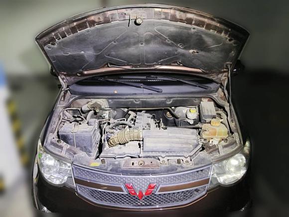 [无锡·豫Q] 二手五菱汽车五菱宏光2014款 1.5L S标准型