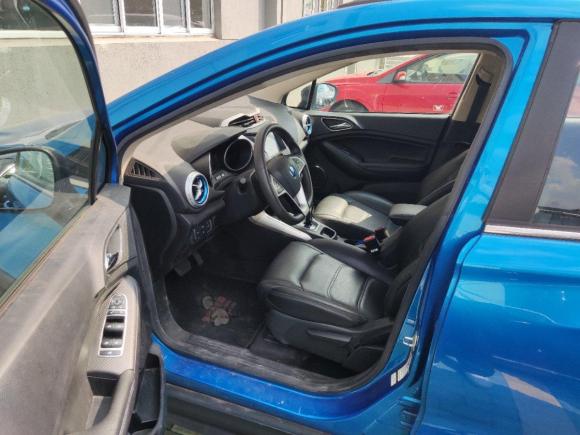 [苏州·苏E] 二手比亚迪元新能源2018款 EV360 智联炫酷型