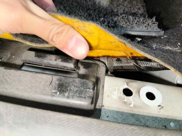 [佛山·粤E] 二手陆风陆风X72015款 2.0T 全景尊享版