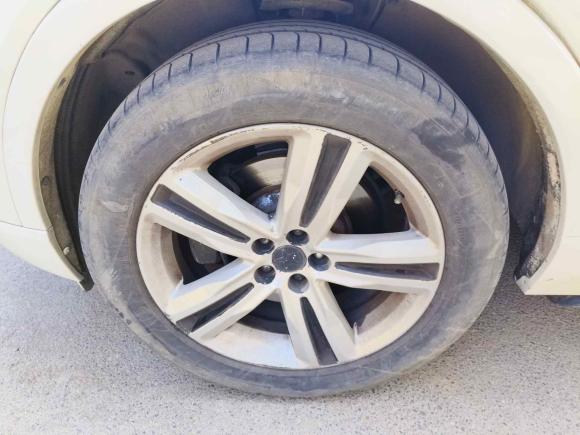 [济南·鲁A] 二手众泰众泰T7002017款 1.8T 双离合尊享型