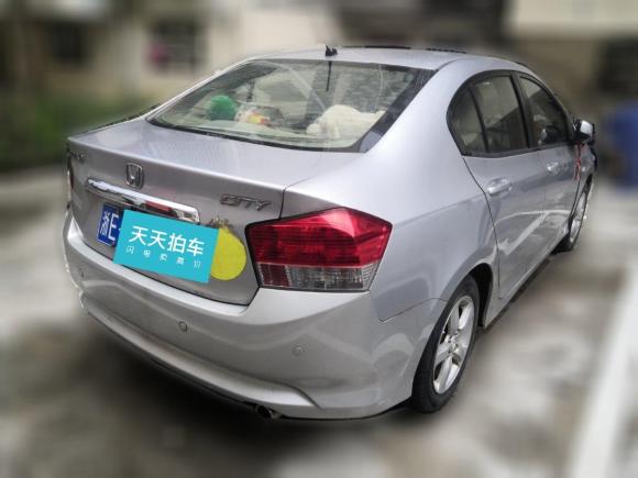 [湖州·浙E] 二手本田锋范经典2008款 1.5L 手动精英版