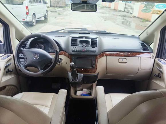 [上海·沪L] 二手奔驰唯雅诺2011款 2.5L 领航版