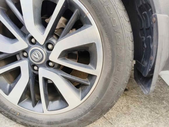 [苏州·苏E] 二手长安长安CS552017款 1.5T 自动炫动型