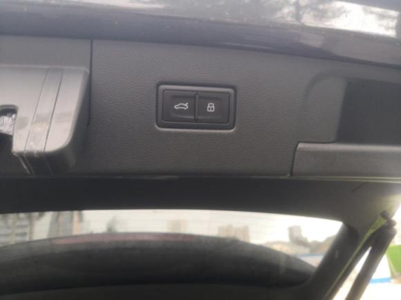 [佛山·粤E] 二手大众探岳2020款 330TSI 两驱豪华智联版