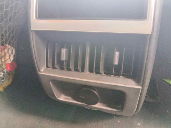 [广州·粤R] 二手凯迪拉克凯迪拉克SRX2013款 3.0L 舒适型