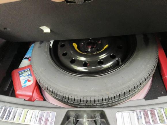 [上海·浙A] 二手陆风陆风X72018款 劲越 1.5T 全景尊贵型