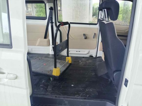 [嘉兴·浙A] 二手长安跨越跨越星V7 EV2024款 239km 客运版舒适型 6座