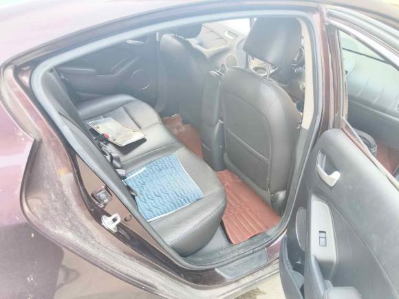 [南京·苏A] 二手起亚起亚K32013款 1.6L 自动GLS