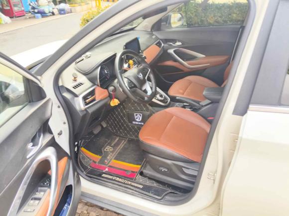 [南昌·赣A] 二手宝骏宝骏5102017款 1.5L 自动豪华型