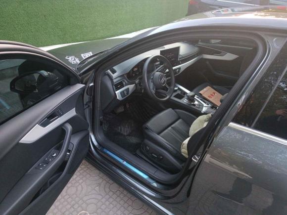 [苏州·苏U] 二手奥迪奥迪A4L2022款 40 TFSI 时尚动感型
