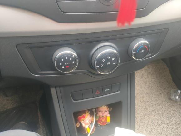 [无锡·苏E] 二手荣威荣威3502015款 1.5L 手动豪华天窗版