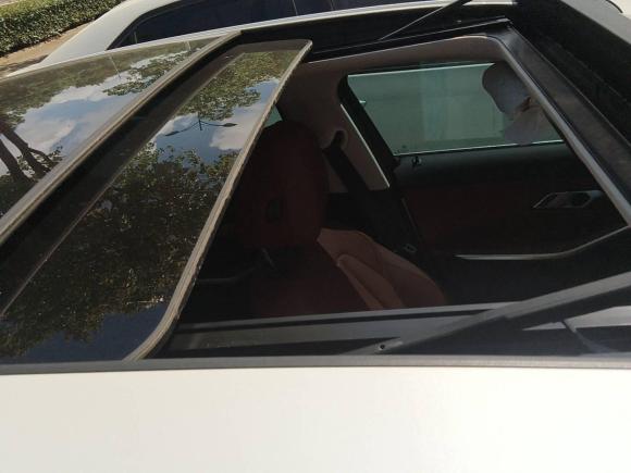 [无锡·苏B] 二手宝马宝马i32022款 eDrive 35 L