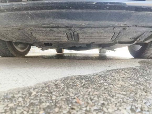 [西安·陕E] 二手大众辉腾2011款 3.6L V6 4座加长Individual版