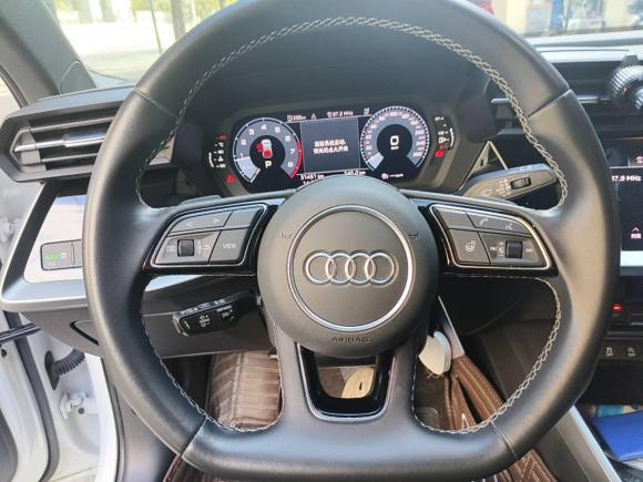 [上海·沪D] 二手奥迪奥迪A32022款 Sportback 35 TFSI 时尚运动型