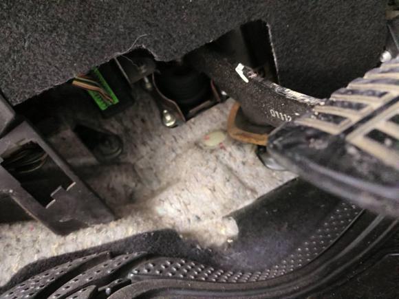 [佛山·粤Y] 二手斯巴鲁傲虎2011款 2.5i豪华导航版