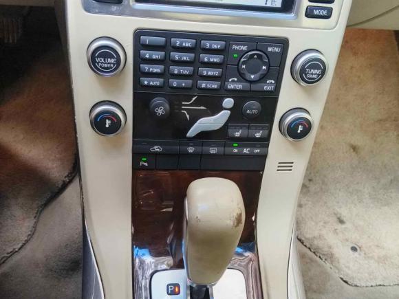 [深圳·粤B] 二手沃尔沃沃尔沃S80L2009款 2.5T 智尊版