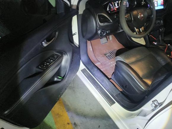 [南昌·赣A] 二手菲亚特菲翔2012款 1.4T 自动劲享版