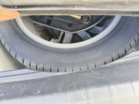 [南昌·赣A] 二手标致标致5082011款 2.3L 自动旗舰版