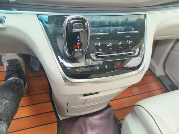 [无锡·苏B] 二手别克别克GL82021款 陆上公务舱 652T 豪华型