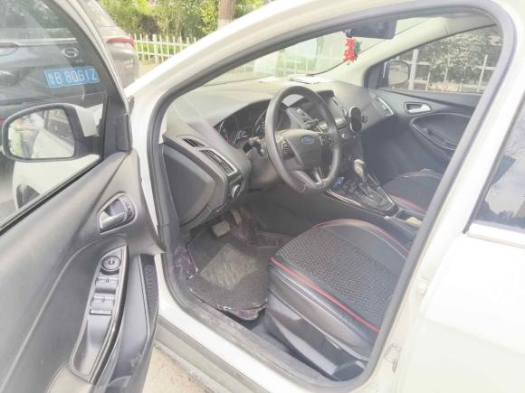 [北京·鄂A] 二手福特福克斯2018款 两厢经典 EcoBoost 180 自动精英型