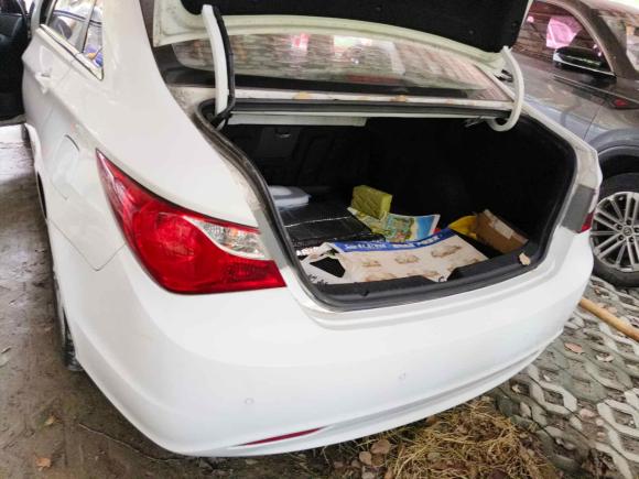 [上海·沪A] 二手现代索纳塔2013款 2.0L 自动领先版