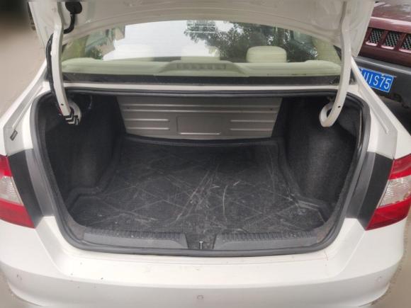 [武汉·鄂E] 二手斯柯达昕锐2015款 1.6L 手动智选型