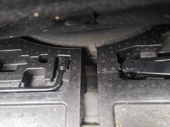 [南京·苏A] 二手标致标致4082014款 1.8L 自动豪华版