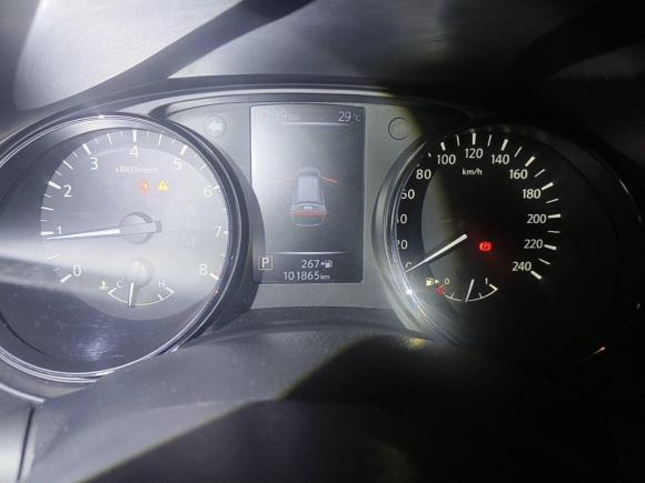 [深圳·粤B] 二手日产奇骏2017款 2.5L CVT领先版 4WD