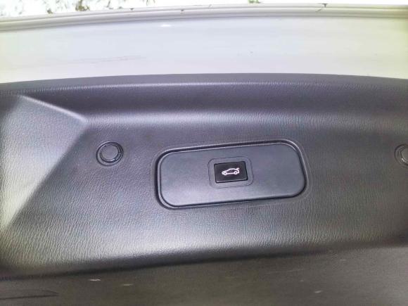 [武汉·鄂A] 二手日产途乐2020款 4.0L 中东版